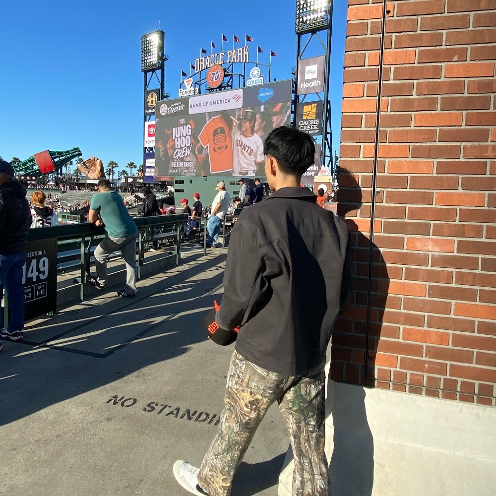 Meet your Posher, Brandon